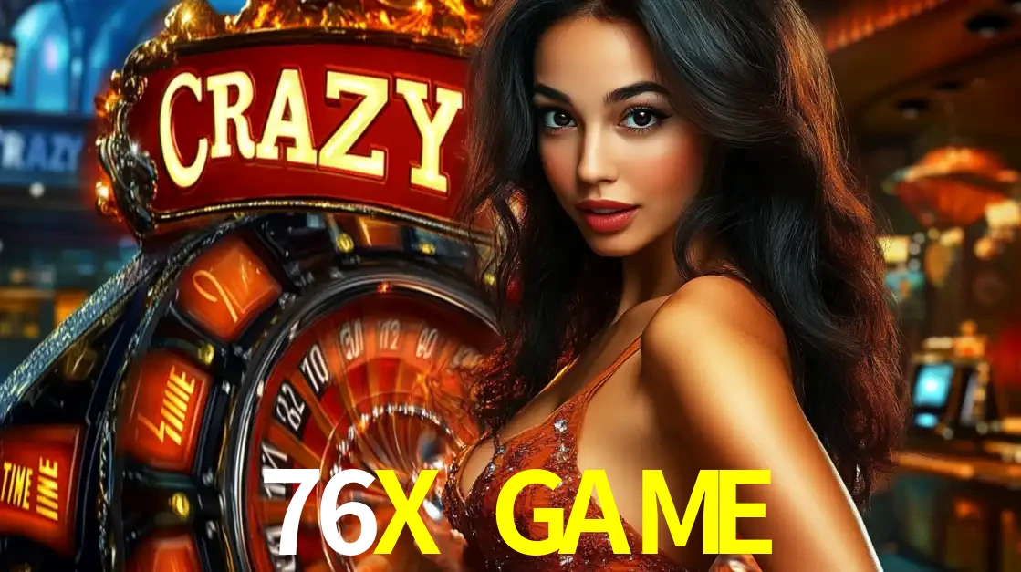 Mulher glamourosa olhando para a câmera com a roda vermelha do Crazy Time ao fundo em um ambiente de cassino, destacando a emoção dos jogos ao vivo no 76X GAME.